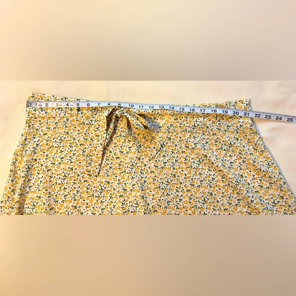 Yellow & Green Ditsy Floral Skirt 4X/US 22 Breezy Flowy w/Tie Belt SHEIN